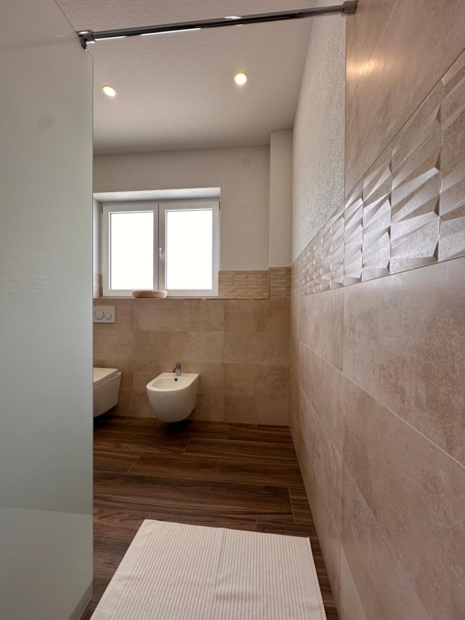 Amao-Obsidian I 120Qm I Elegantes Business- & Familienapartment I 3 Schlafzimmer I Kingsize Betten Шванау Экстерьер фото